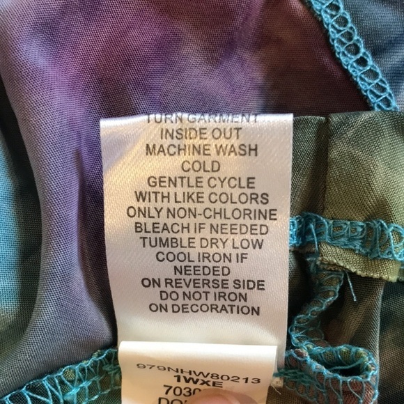 Price firm ONE WORLD Tie Dye Sleeveless Embellished Dress Size 2X - Picture 6 of 9